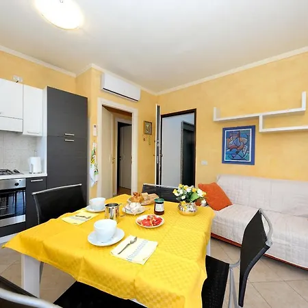 Mimosa Centro Salo' Appartement