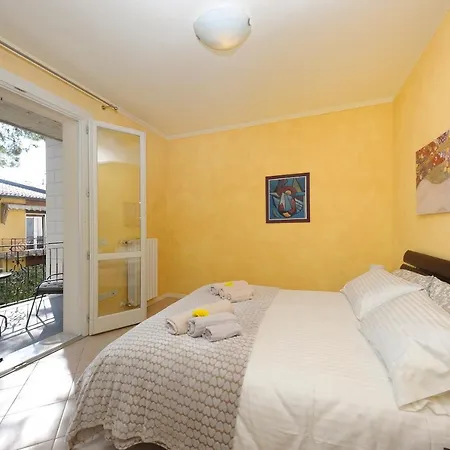 Mimosa Centro Salo' Appartement *